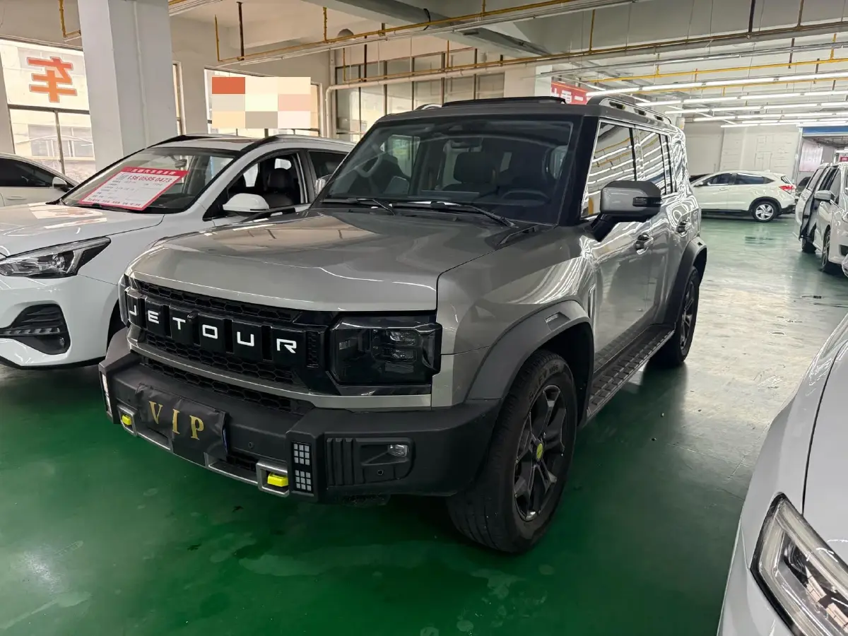 2023 Jetour Traveller 2.0T 254HP L4 7DCT