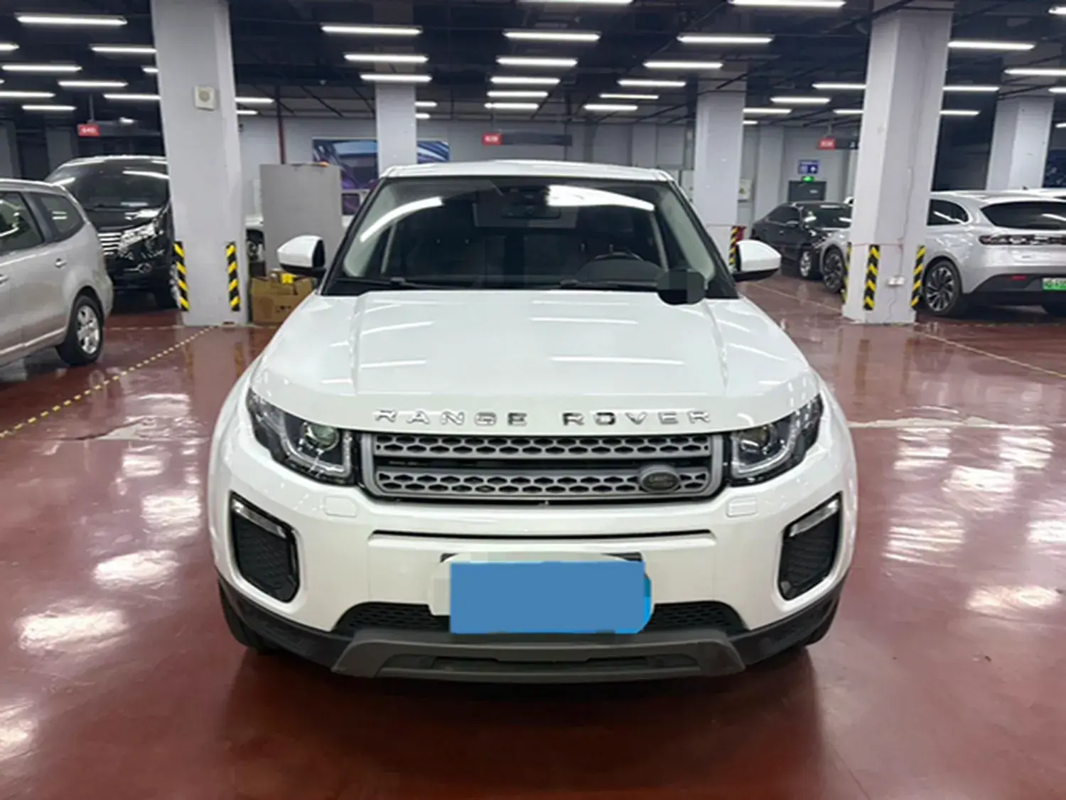 2018 LAND ROVER thumbnail 2
