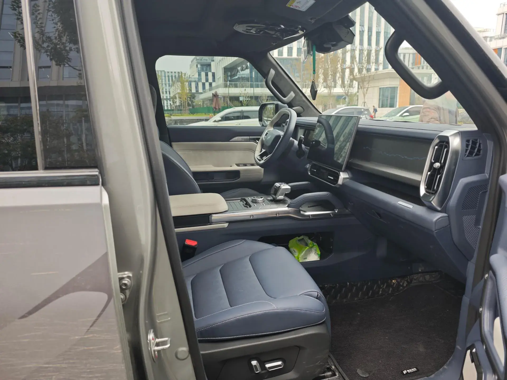 2024 JETOUR SHANHAI thumbnail 4