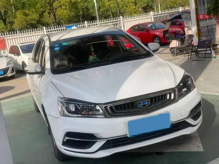 2018 GEELY EMGRAND thumbnail 2