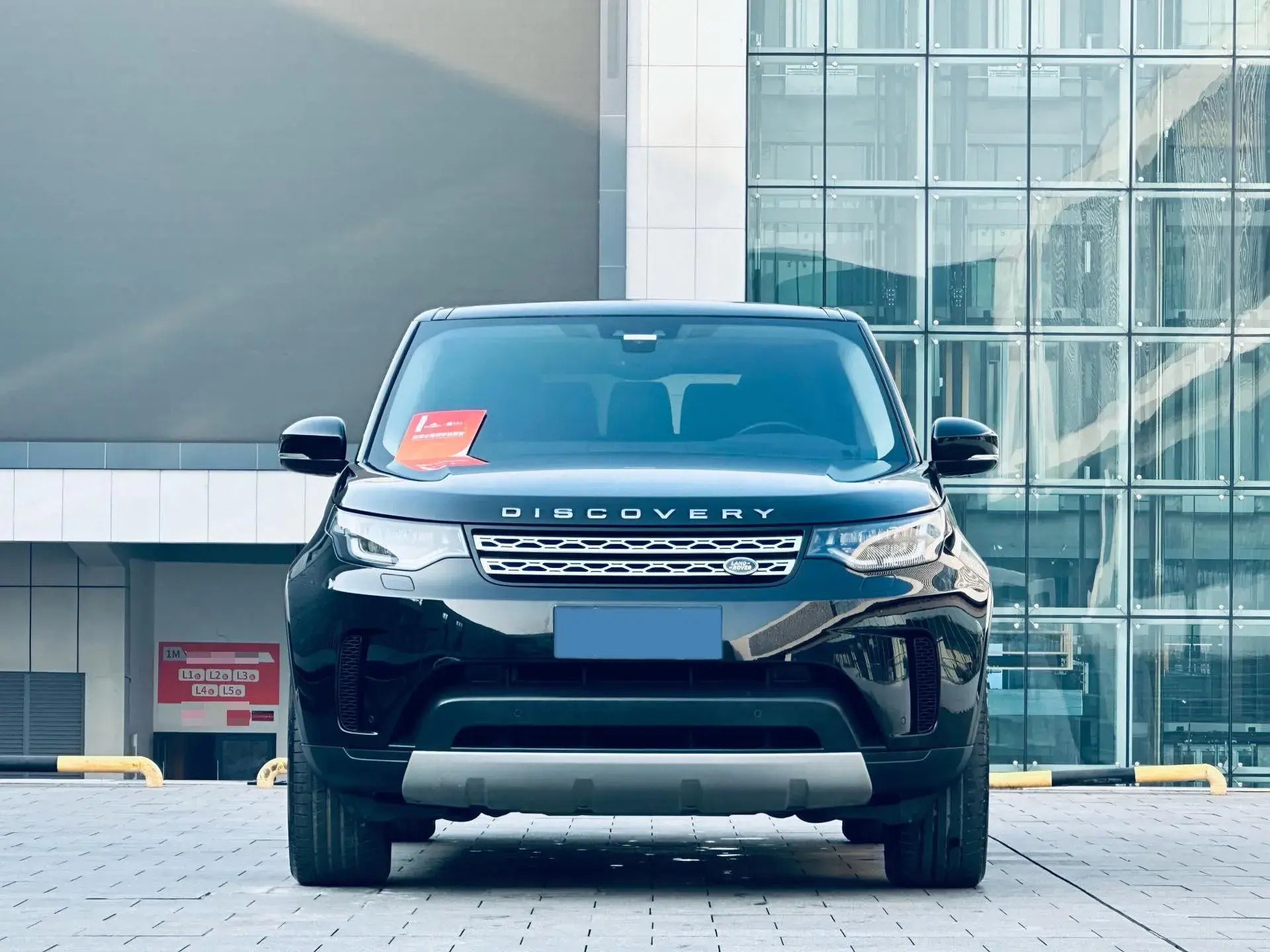 2018 LAND ROVER thumbnail 2