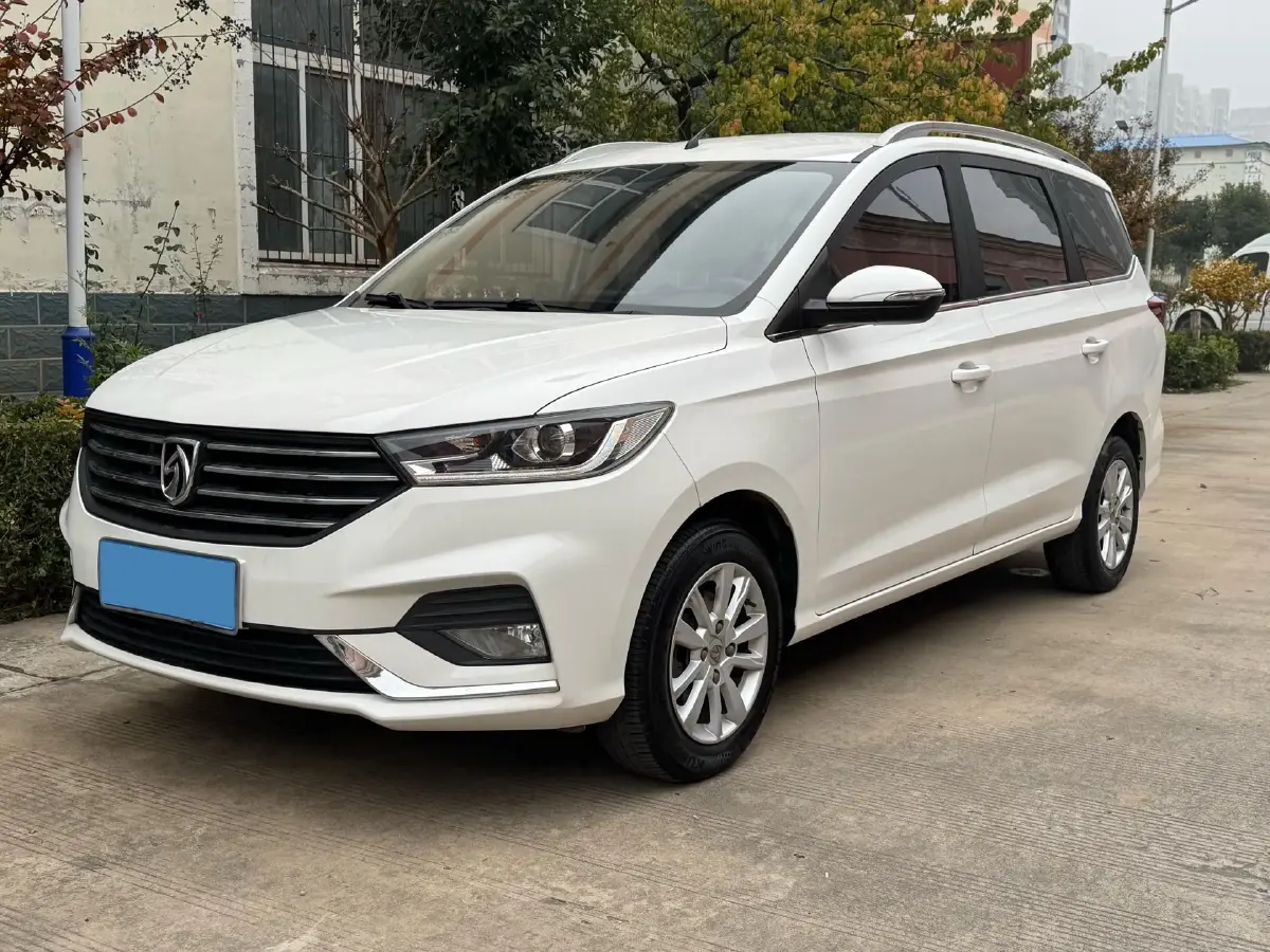 2019 BaoJun 360 1.5L 105HP L4 6MT