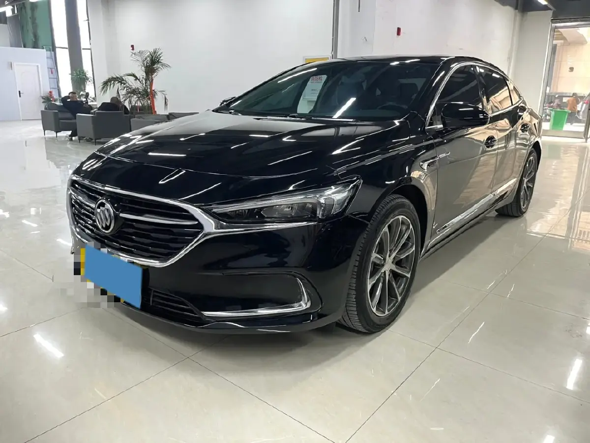 2022 Buick Larcosse 2.0T 237HP L4 9AT