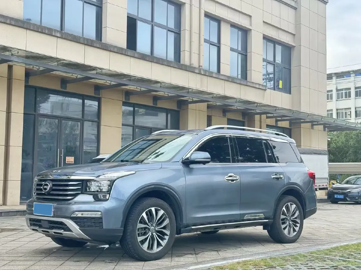 2017 GAC Trumpchi GS8 2.0T 201HP L4 6AT