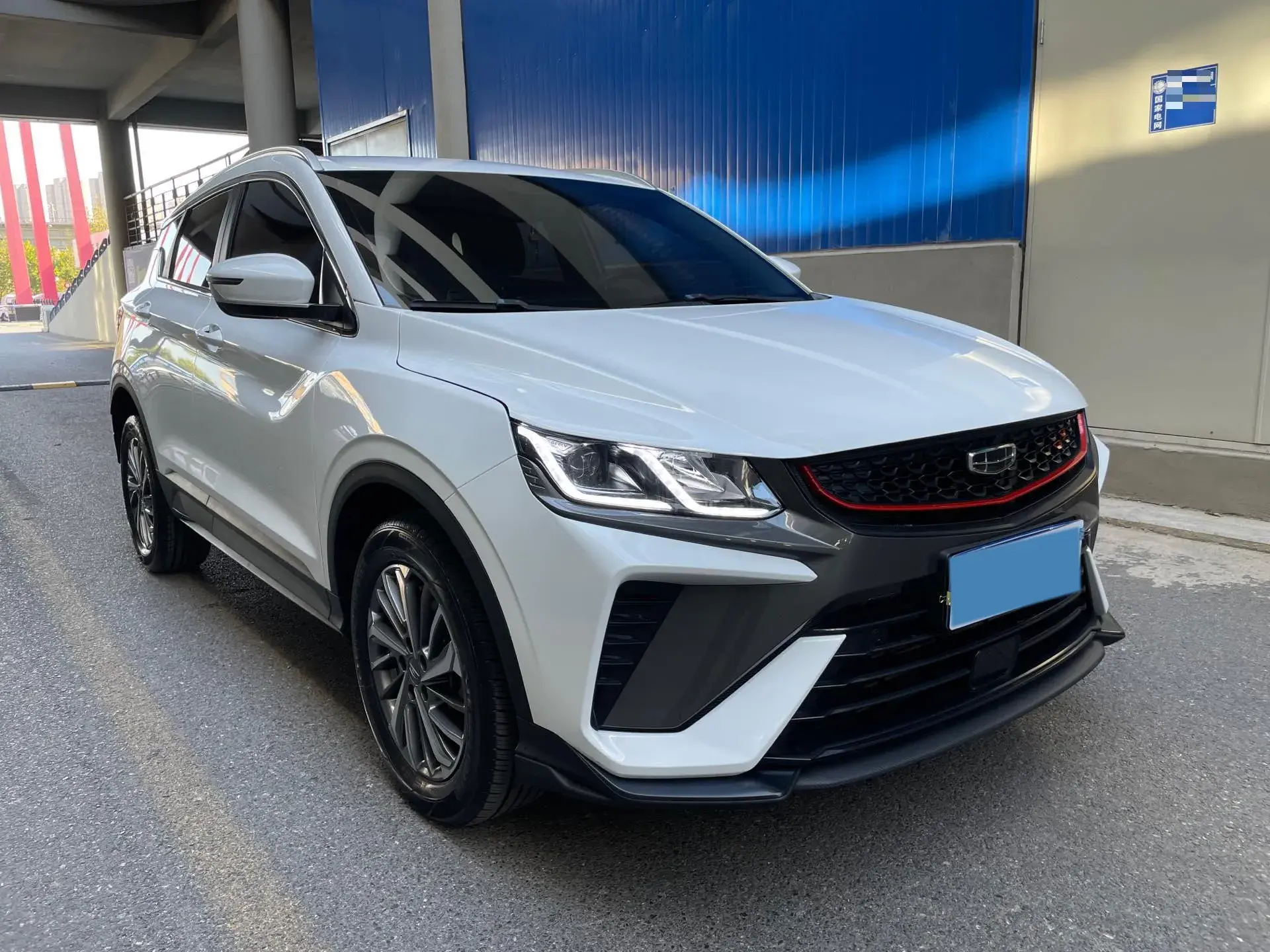 2021 GEELY COOLRAY thumbnail 3