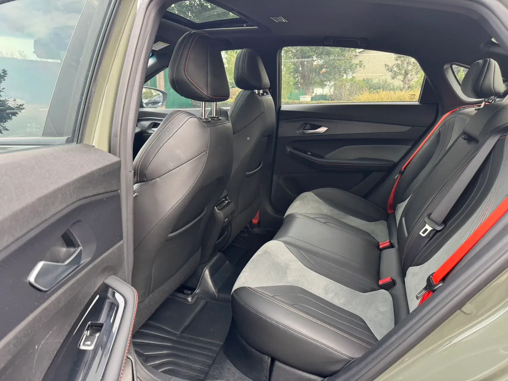 2022 GEELY BINRAY thumbnail 4