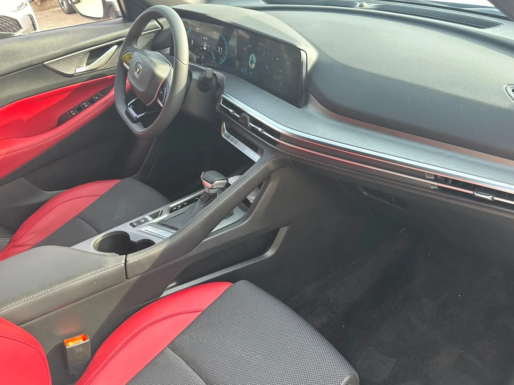 2023 CHANGAN CS35 thumbnail 3