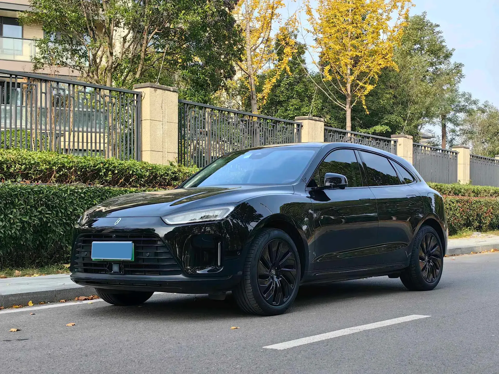 2022 AITO AITO view 1