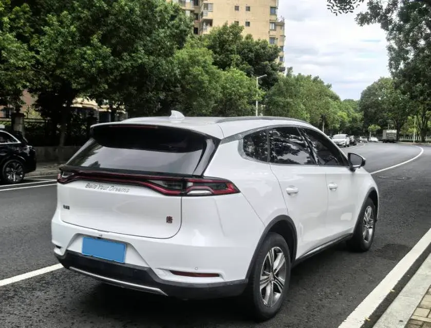 2018 BYD TANG thumbnail 3