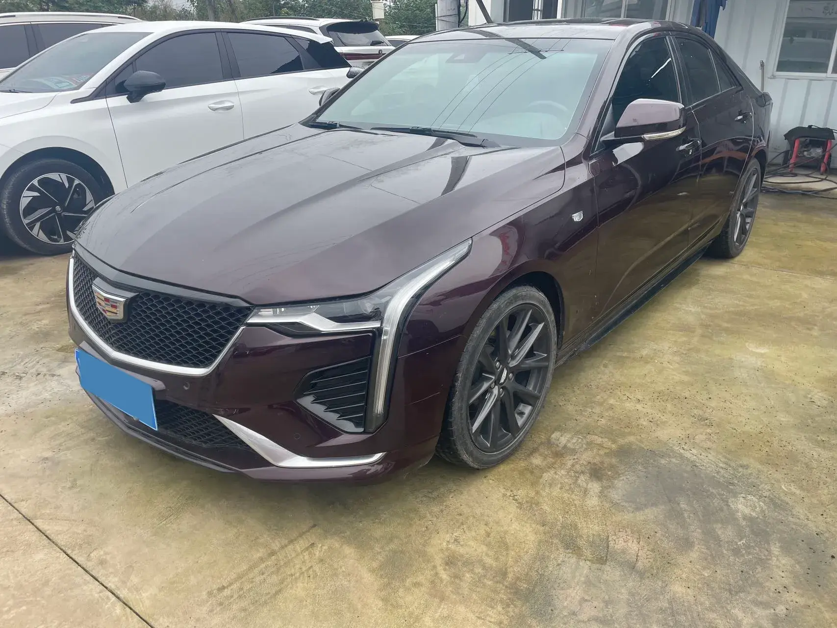 2021 CADILLAC CT4 view 1