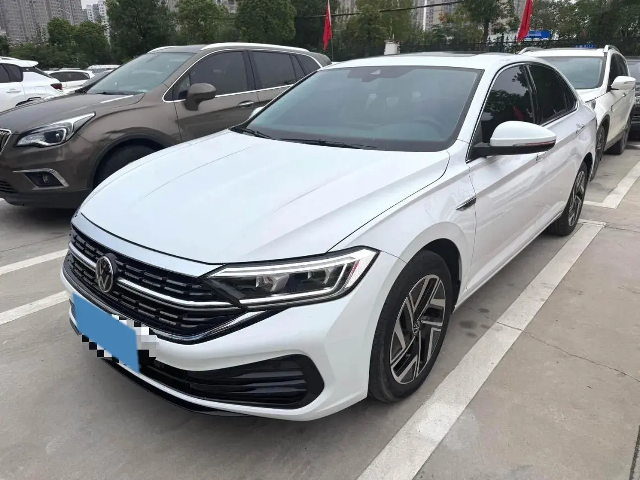 2023 VOLKSWAGEN SAGITAR view 1