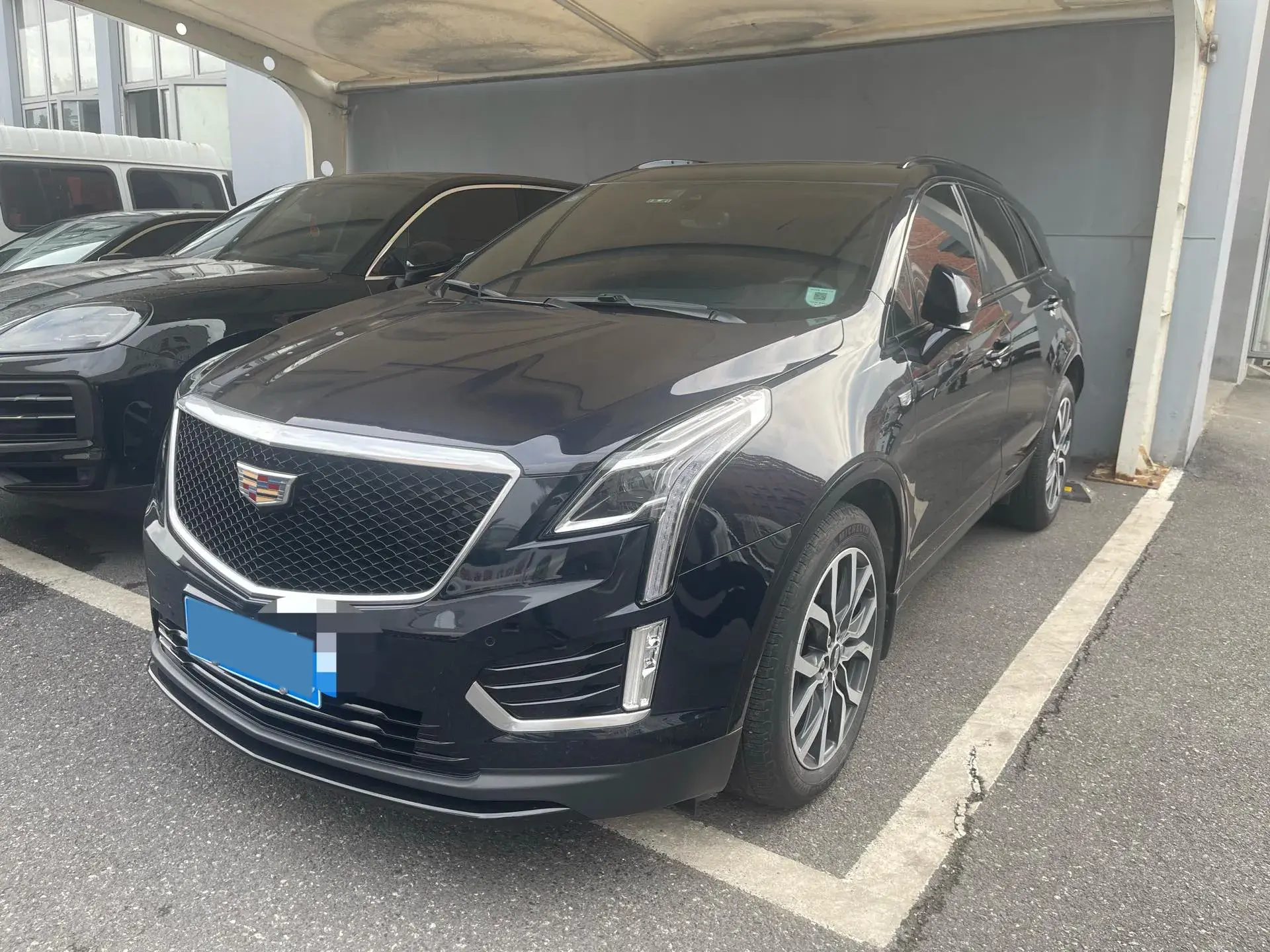 2021 CADILLAC XT5 view 1