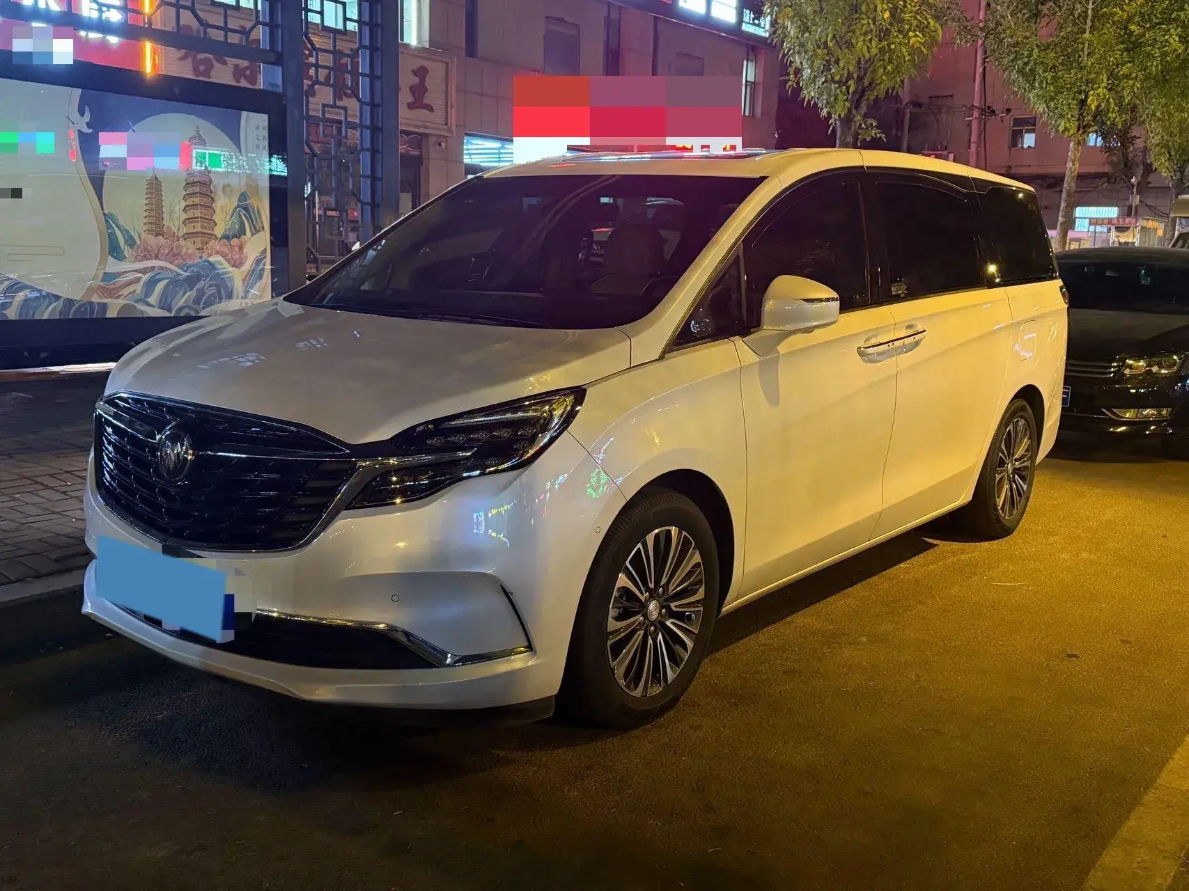 2021 BUICK GL8 view 1