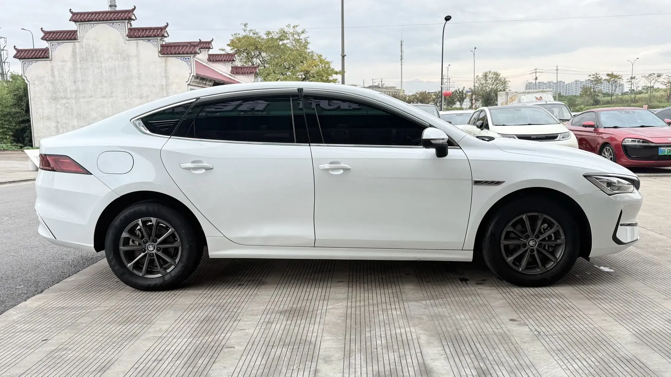 2021 BYD QIN thumbnail 3