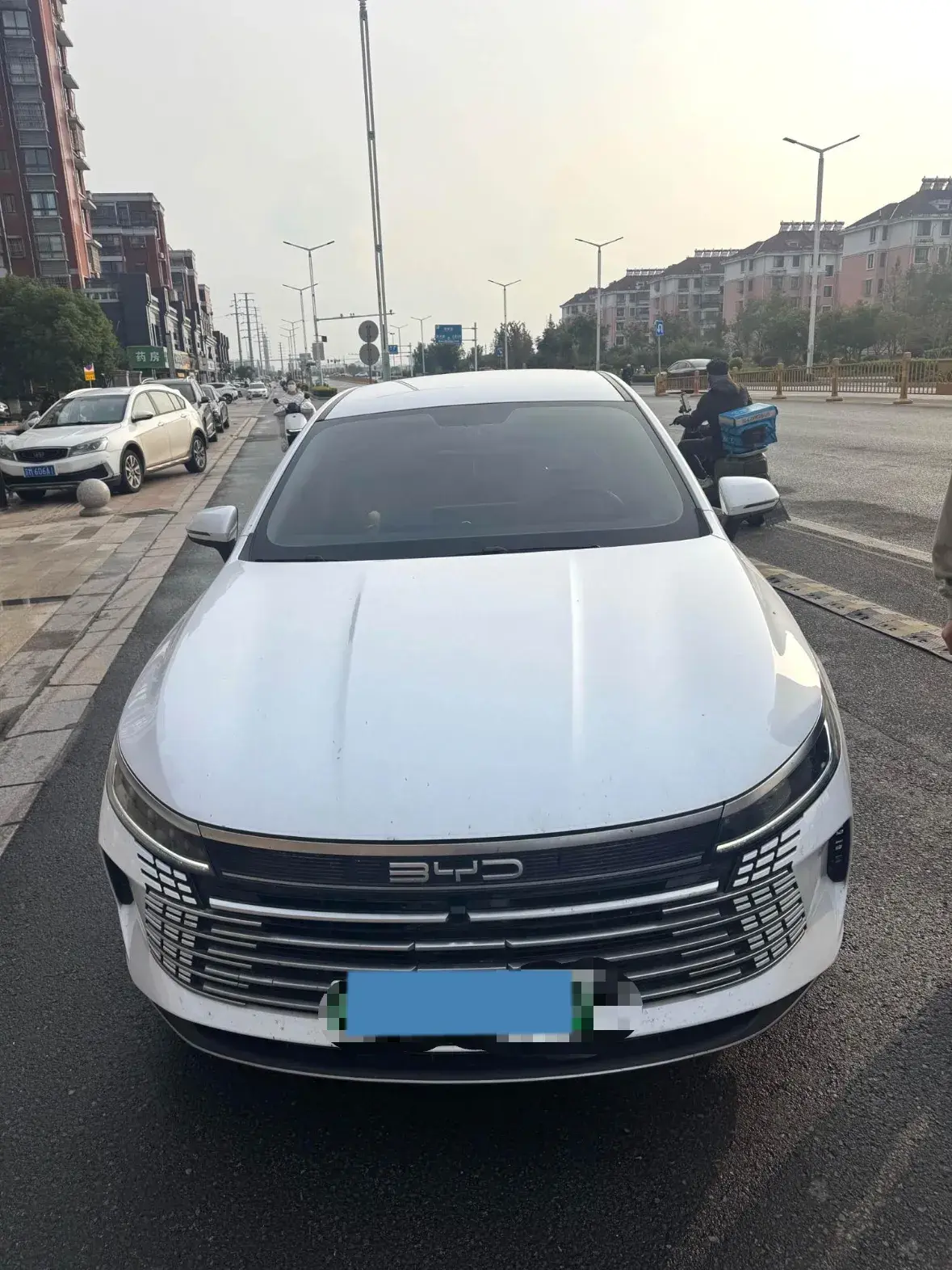 2024 BYD DESTROYER thumbnail 2