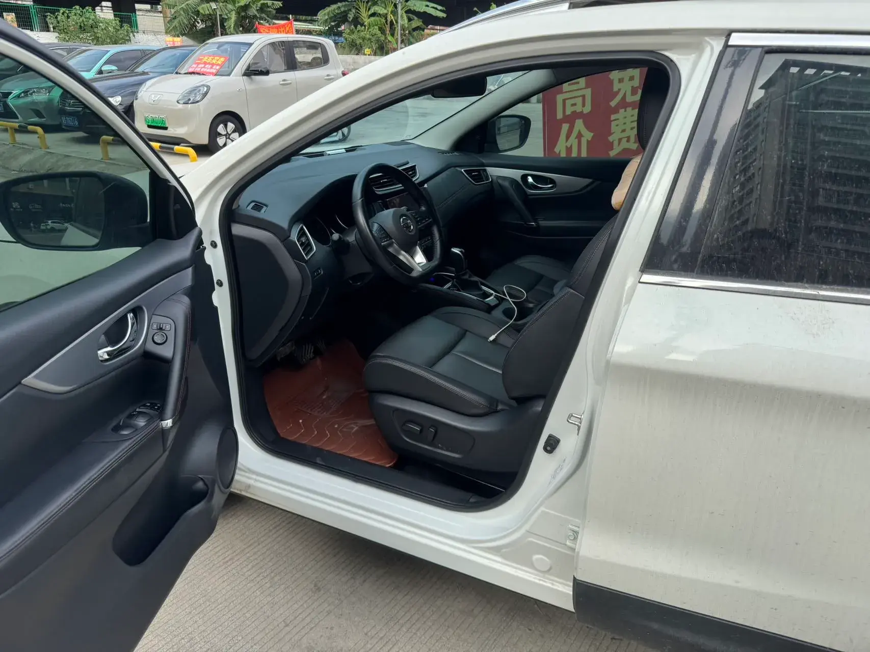 2022 NISSAN QASHQAI thumbnail 3