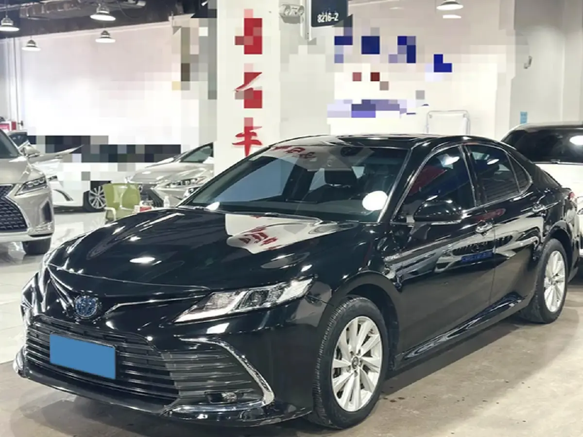 2021 Toyota Camry 2.5L 178HP L4 E-CVT Hybrid