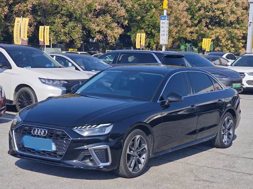 2020 Audi A4L 2.0T 150HP L4 7DCT