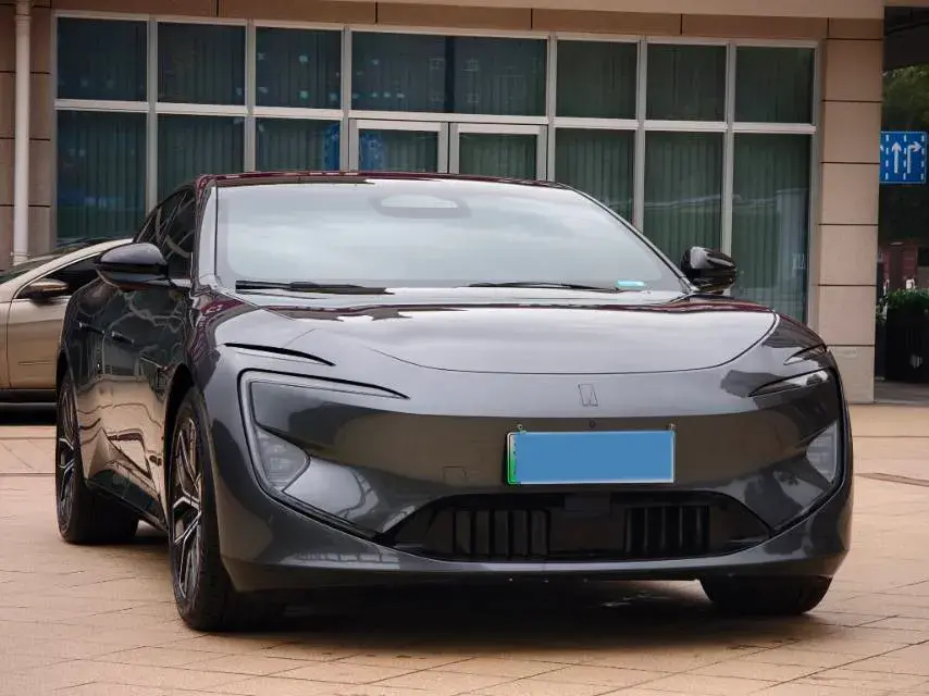 2025 AVATR 12 thumbnail 3