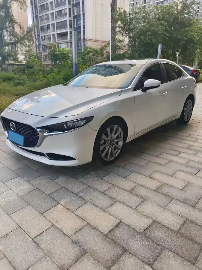 2020 Mazda 3 Axela 2.0L 158HP L4 6AT