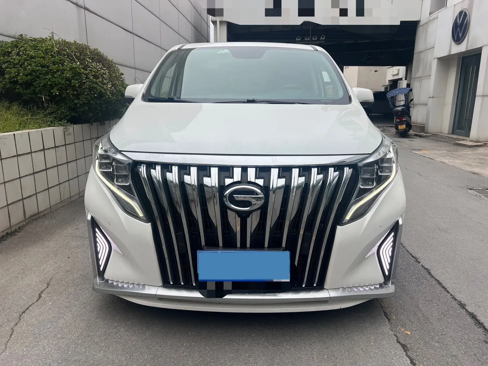 2021 GAC TRUMPCHI thumbnail 3