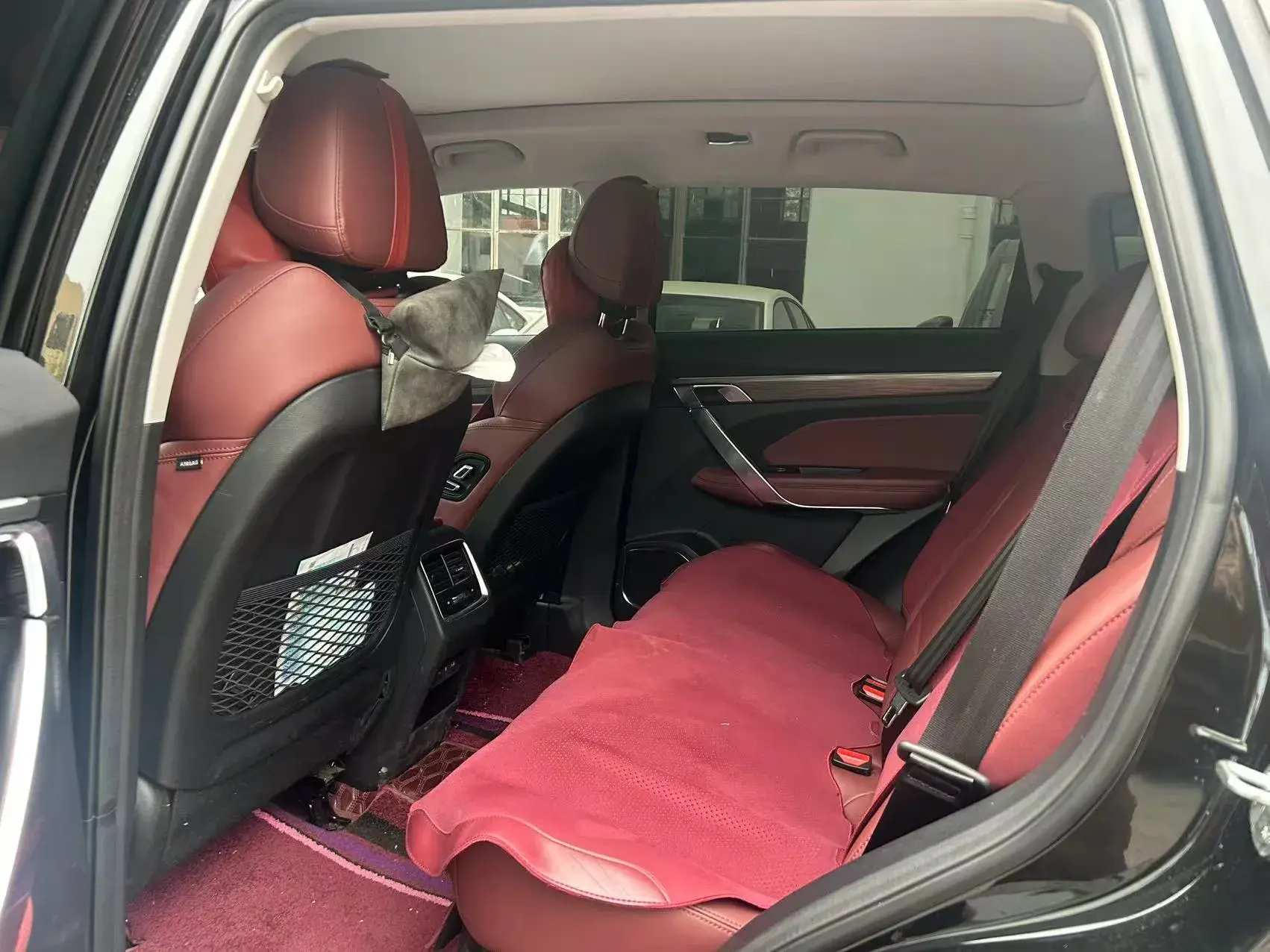 2022 GEELY AZKARRA thumbnail 3