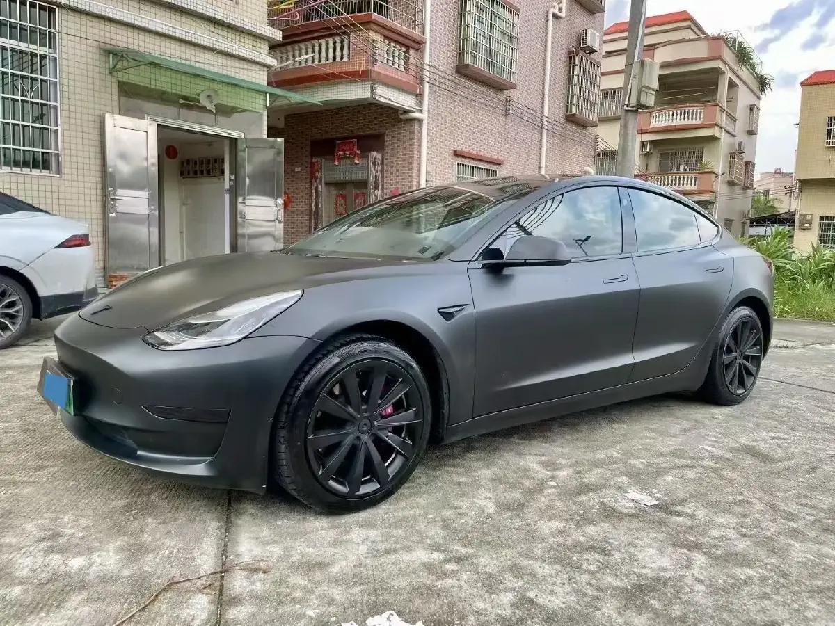 2019 Tesla Model 3 BEV 52KWH