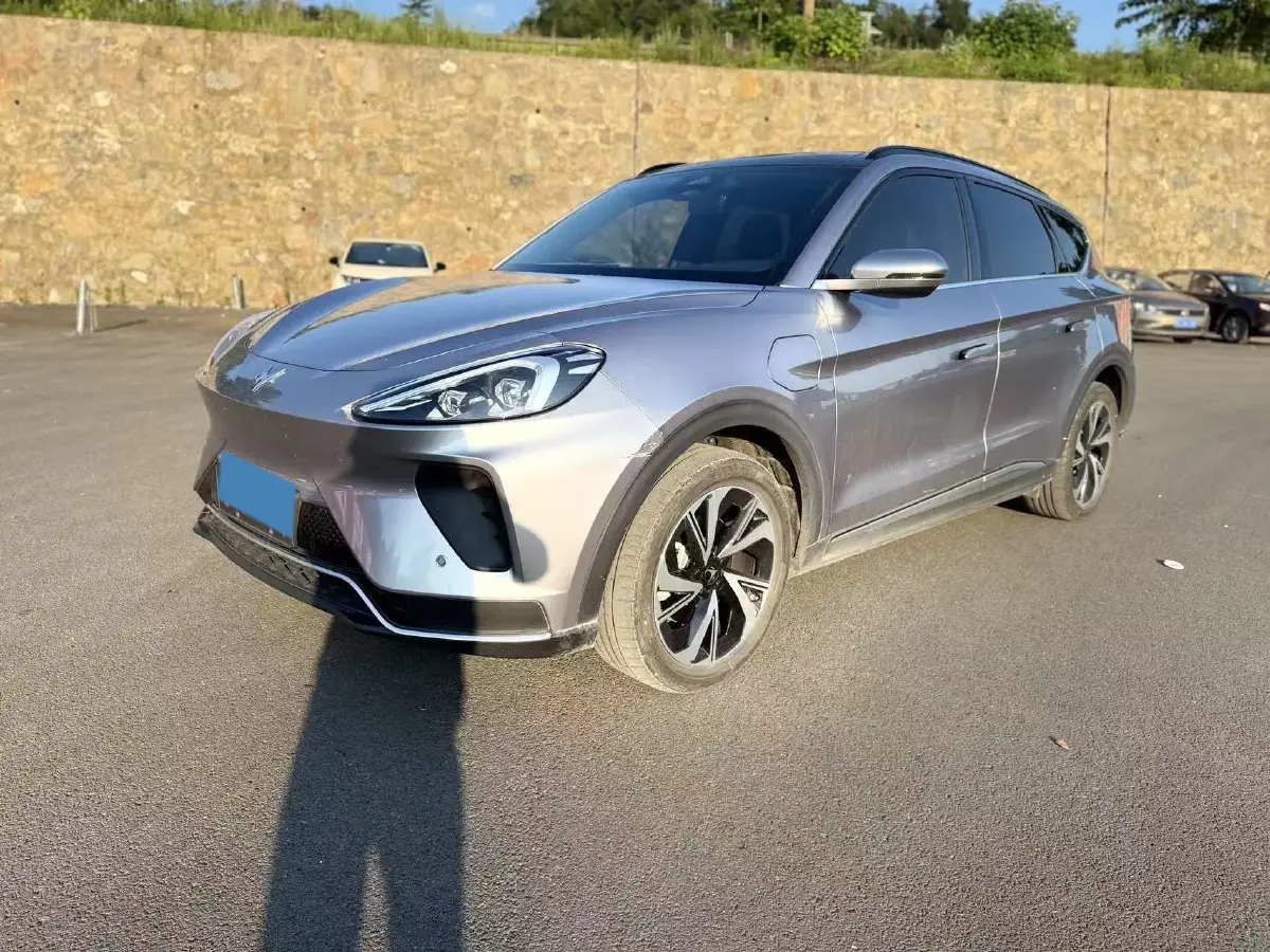 2022 ARCFOX αT BEV 65.6KWH