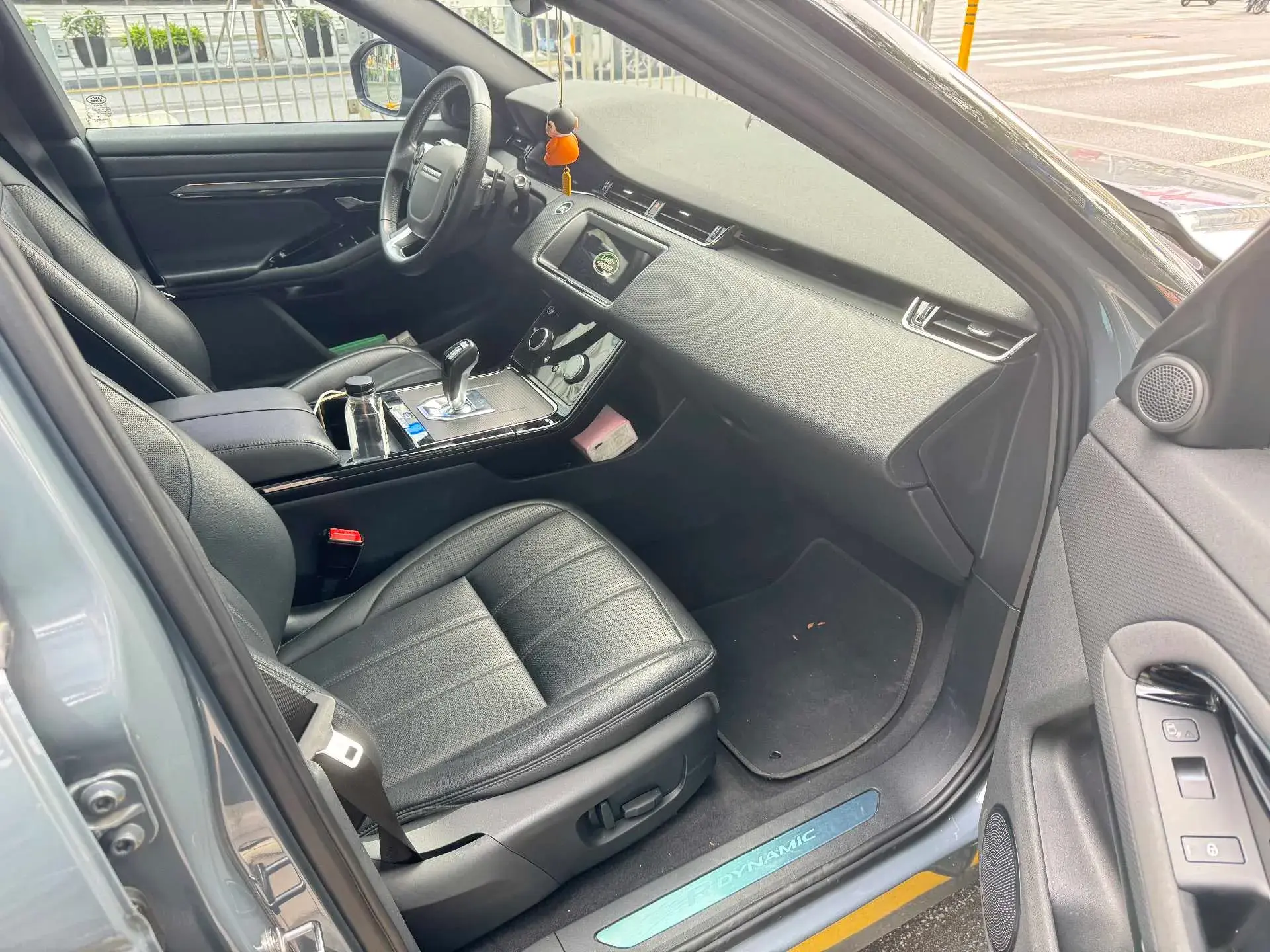 2020 LAND ROVER thumbnail 2