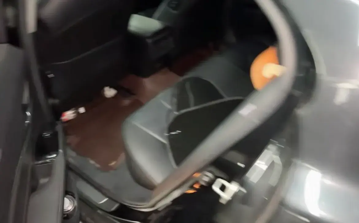 2019 TOYOTA CAMRY thumbnail 3