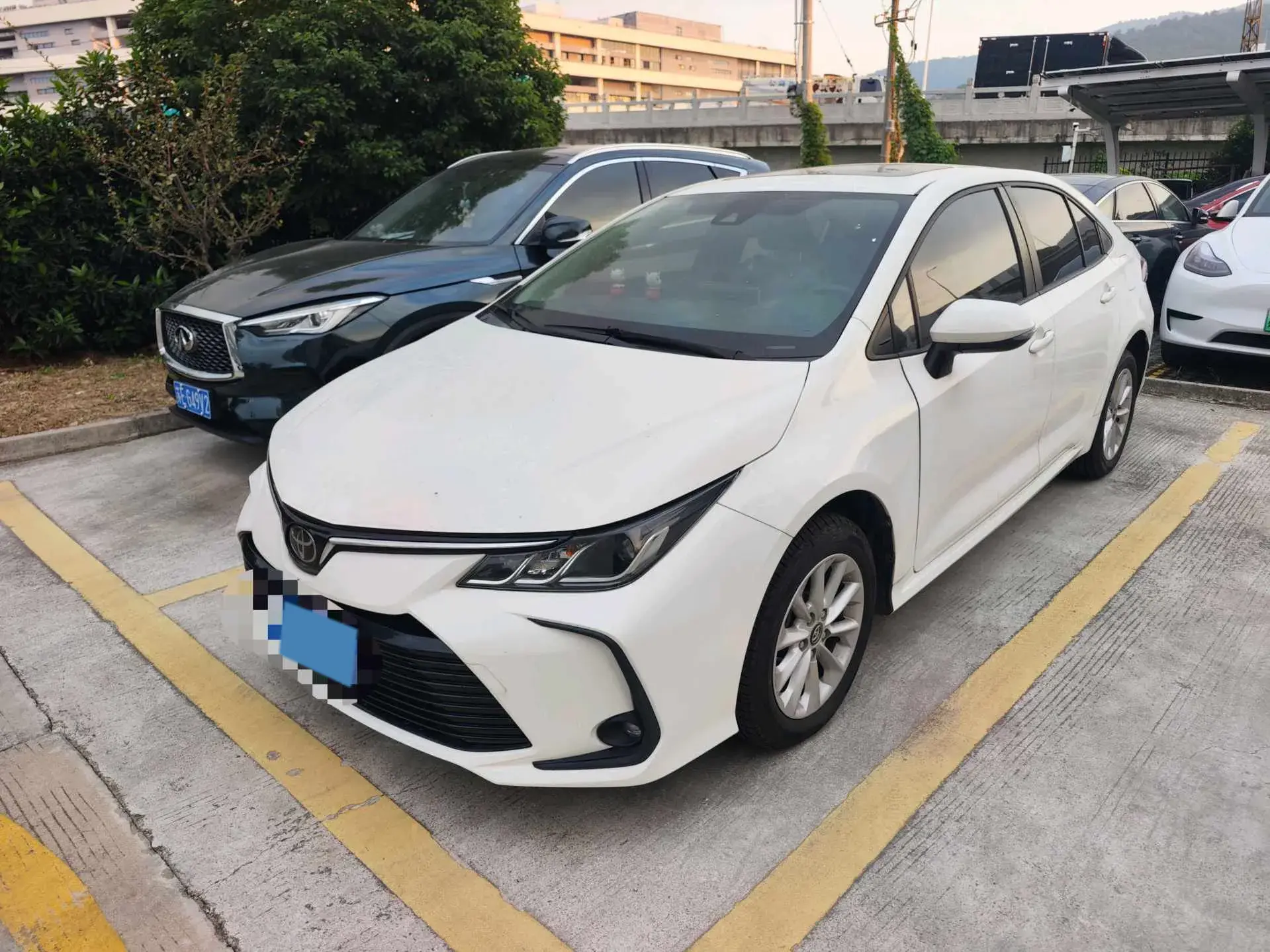 2021 TOYOTA COROLLA view 1