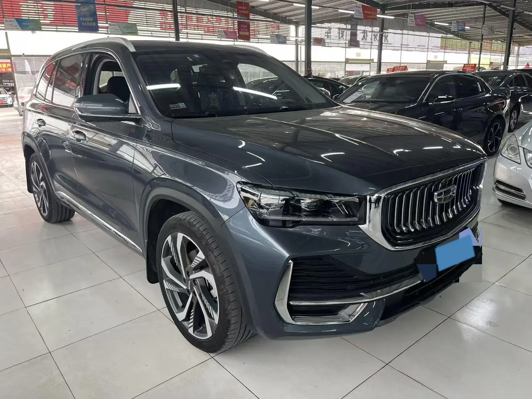 2023 GEELY MONJARO thumbnail 3