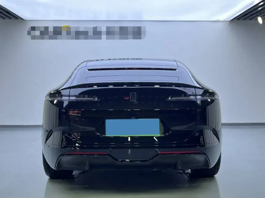 2025 AVATR 12 thumbnail 3