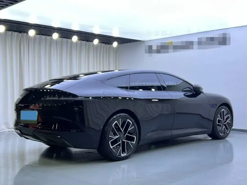 2025 AVATR 12 thumbnail 2