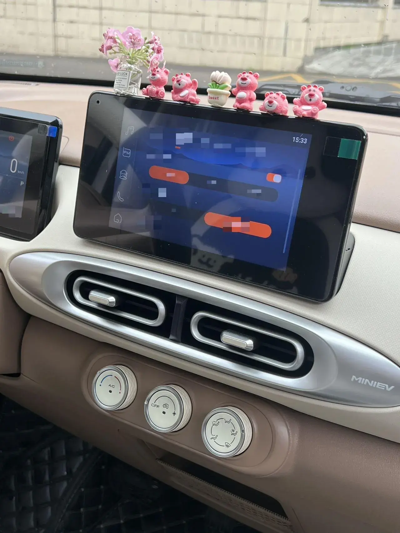 2025 WULING HONGGUANG thumbnail 3