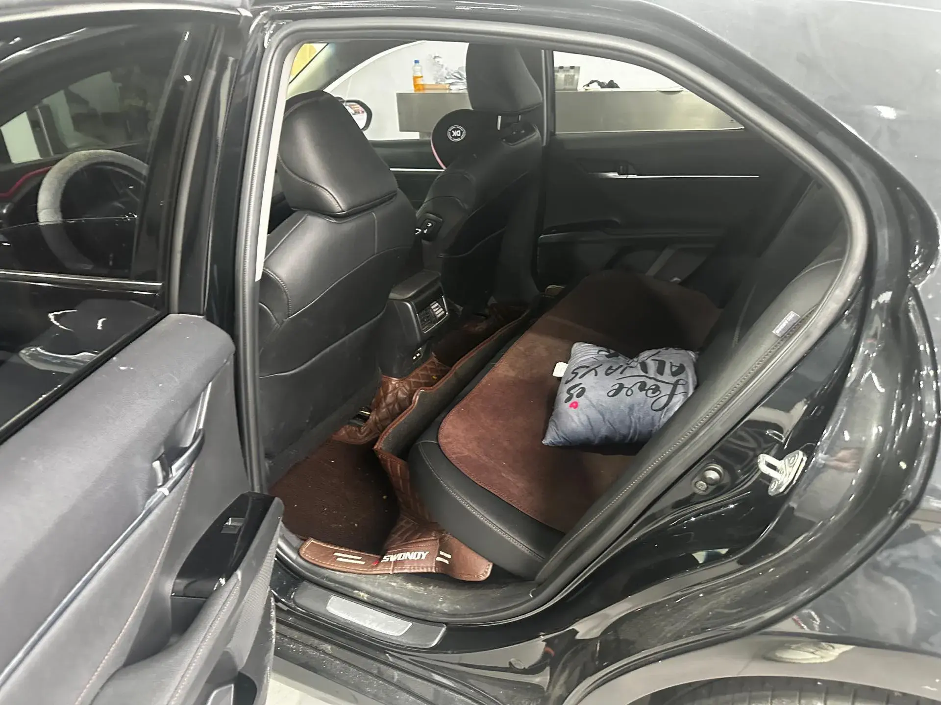 2021 TOYOTA CAMRY thumbnail 3