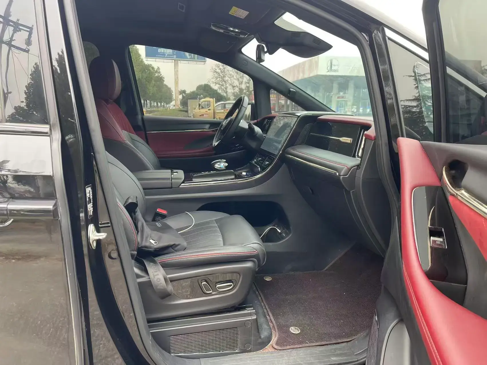 2023 GAC TRUMPCHI thumbnail 4