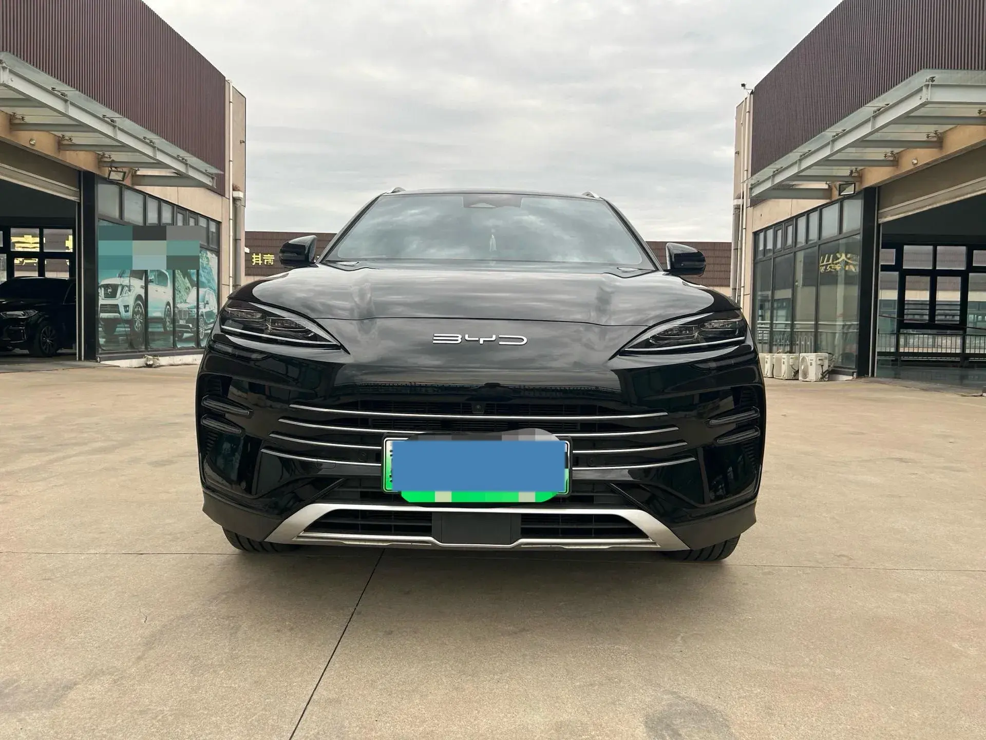 2024 BYD SONG thumbnail 2