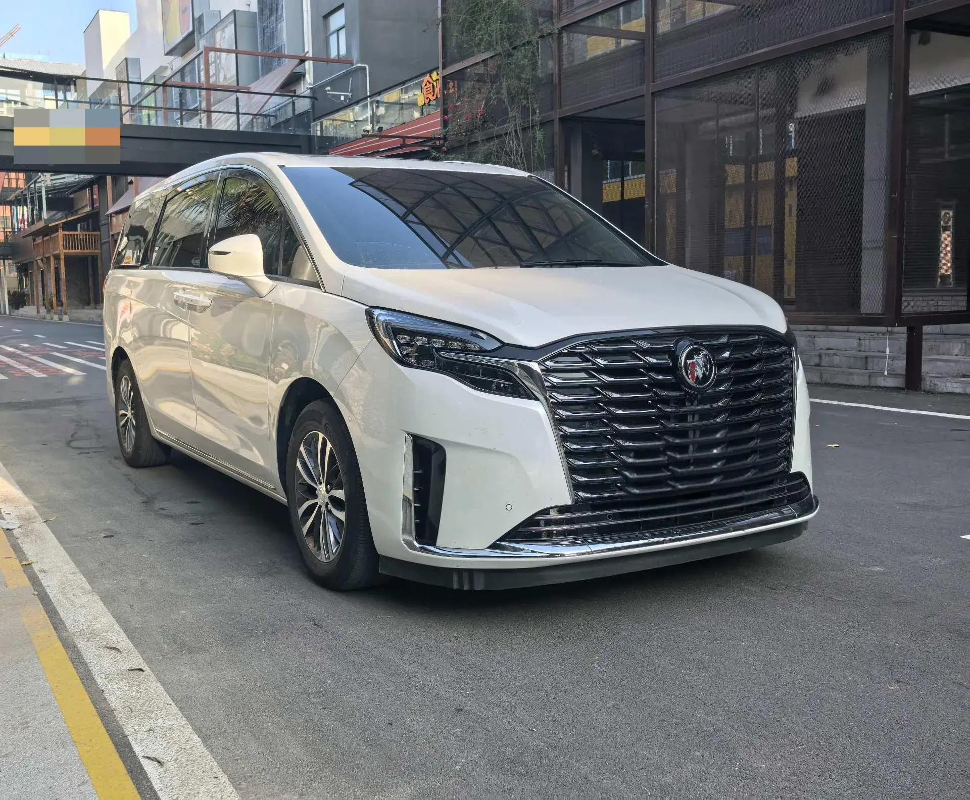 2023 BUICK GL8 thumbnail 3