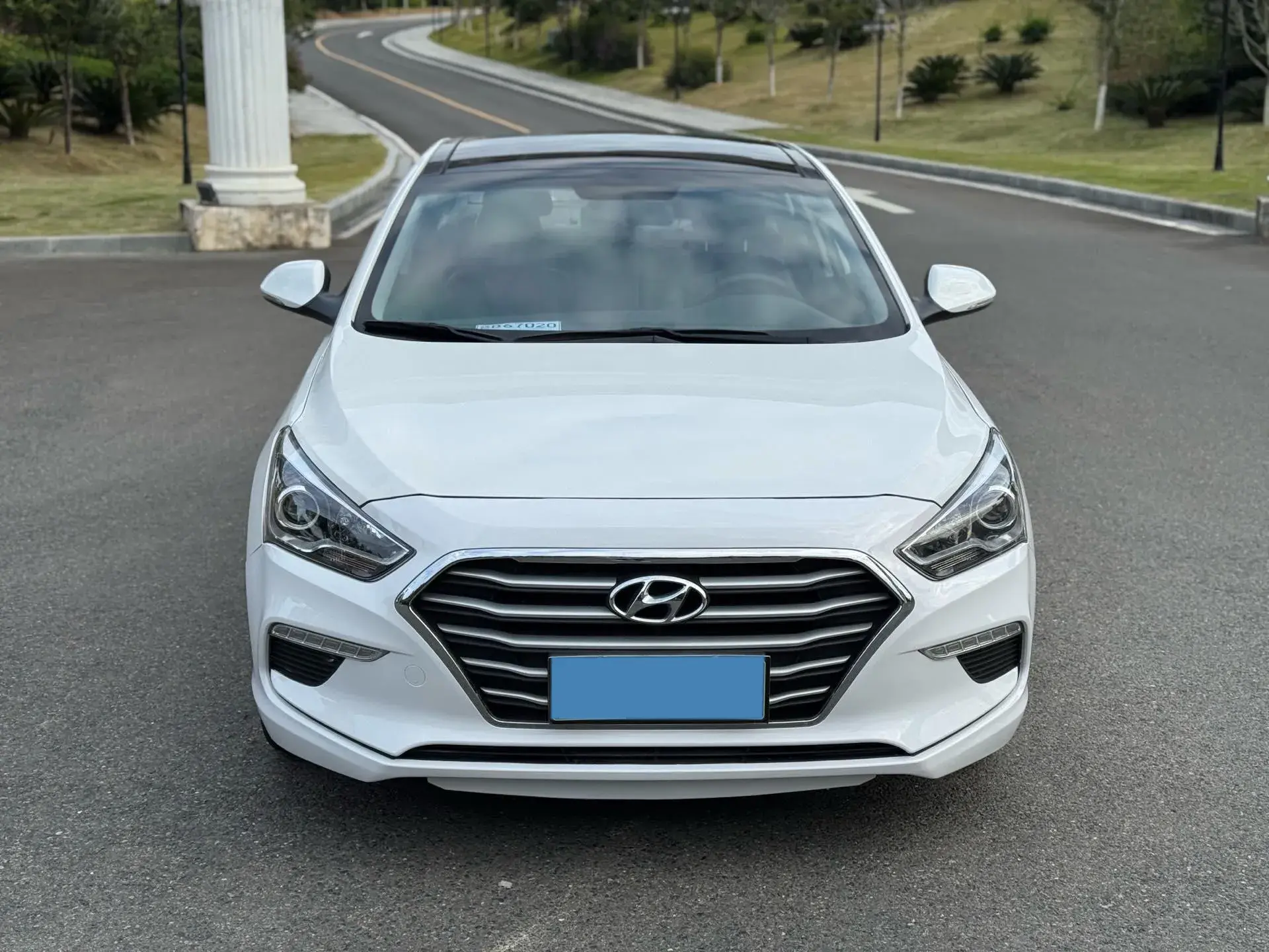 2019 HYUNDAI MISTRA thumbnail 2