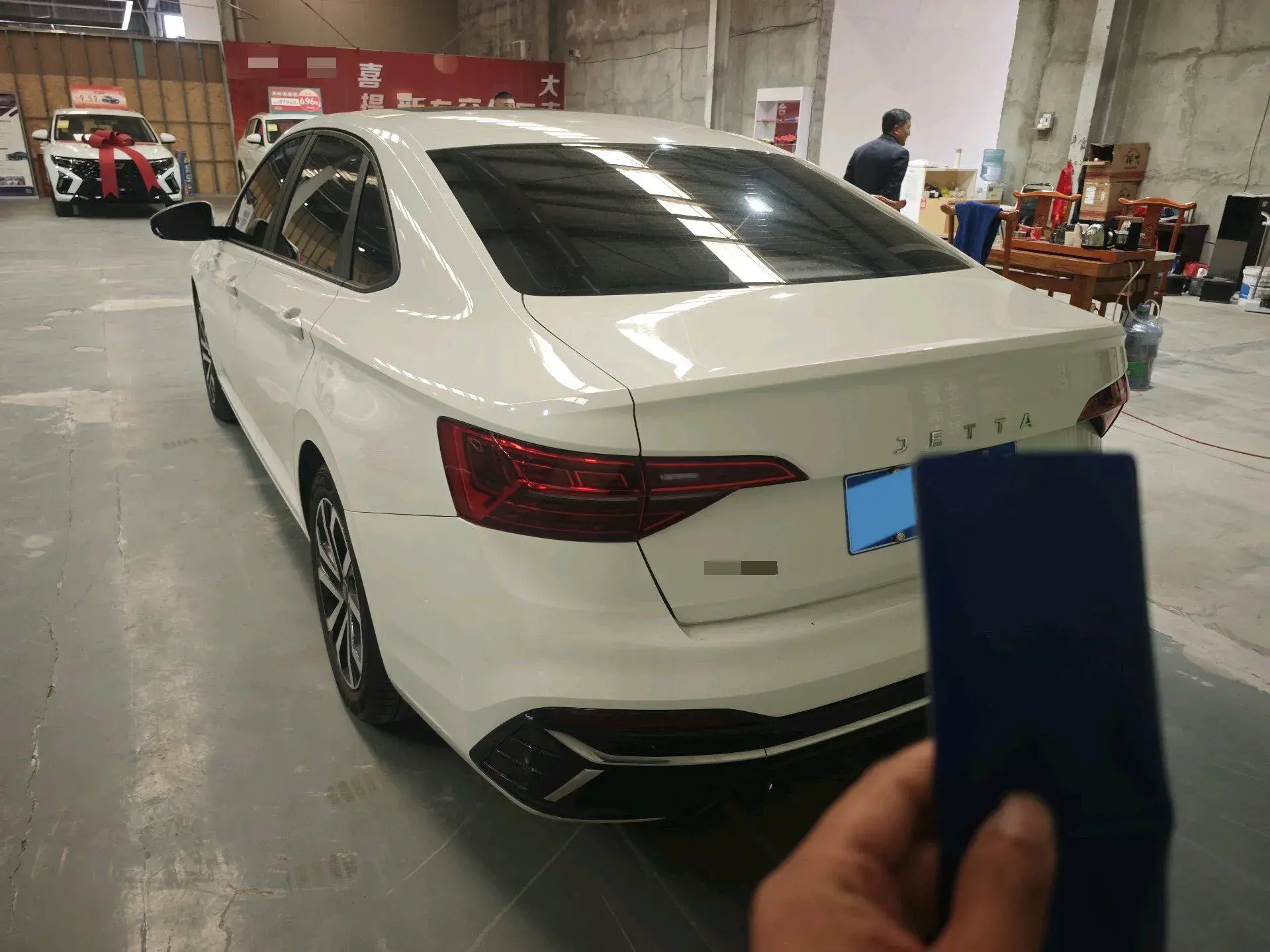 2025 JETTA JETTAVA7 thumbnail 4