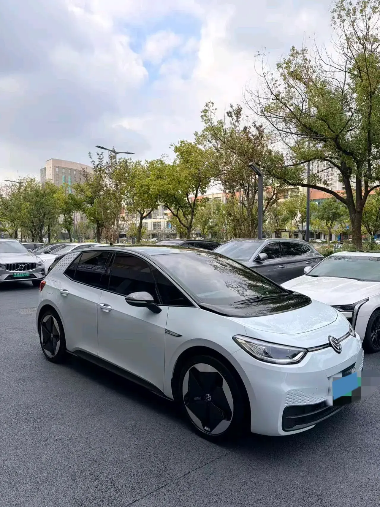 2021 VOLKSWAGEN ID.3 thumbnail 3