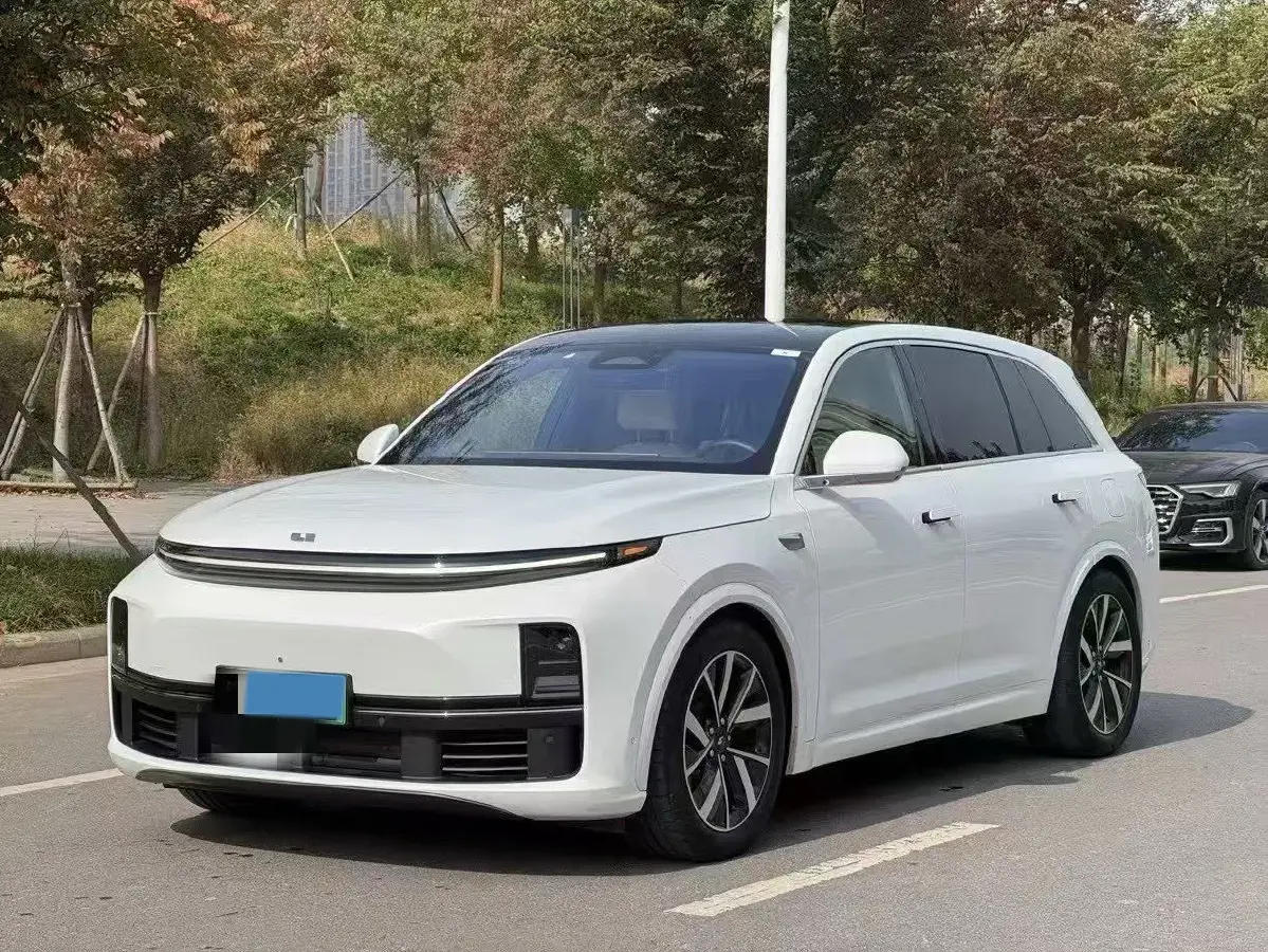 2023 Li L7 Range Extended 154HP REEV 40.9KWH