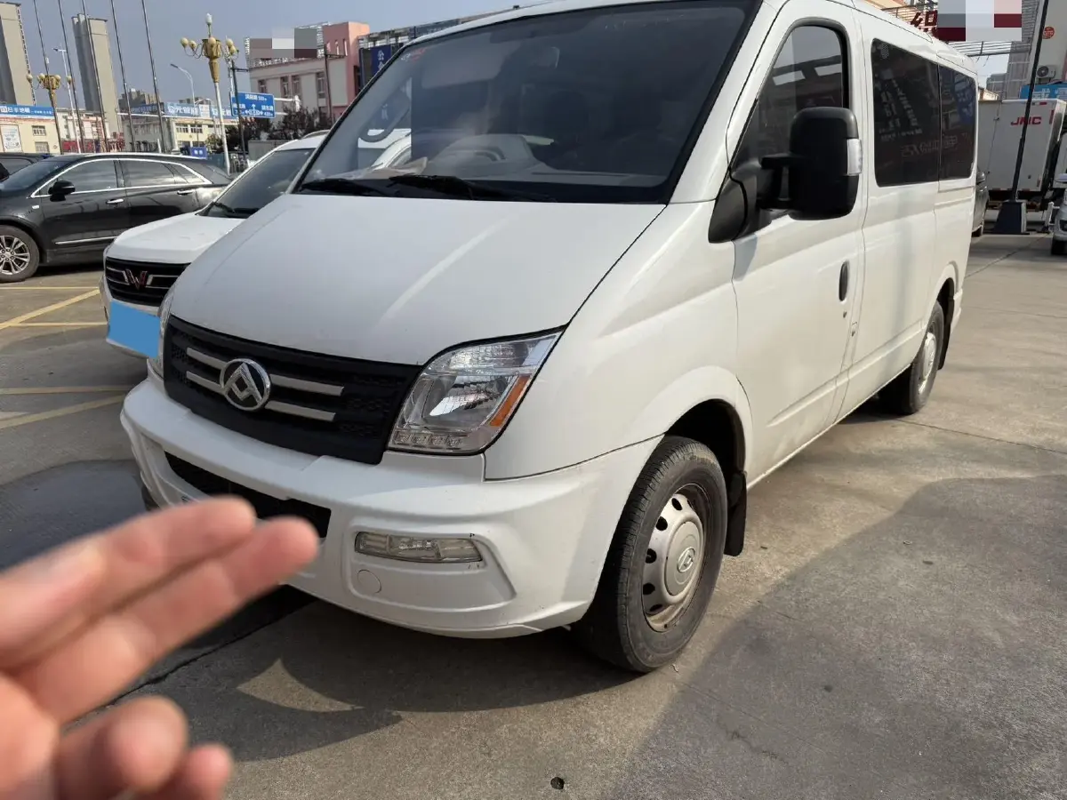 2021 MAXUS XinTu V80 2.0T 139HP L4 6MT