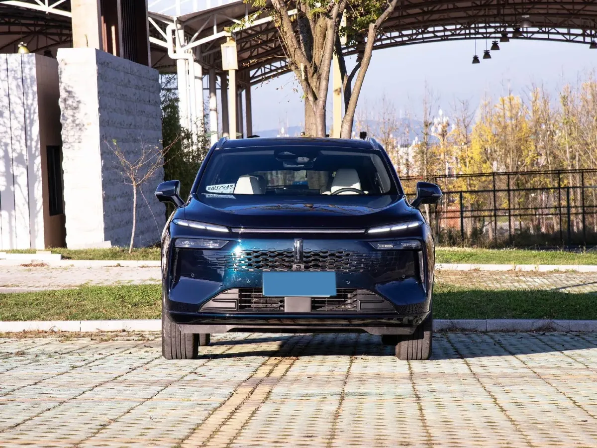 2024 WEY Mocha 1.5T 170HP L4 4DHT PHEV 35.04KWH,autocango,china used car exporter,china ev exporter,chinese used car exporter,chinese used ev exporter