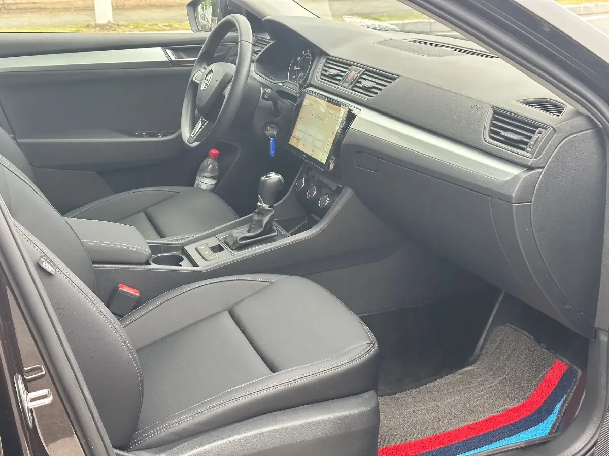 2016 Skoda Superb 1.4T 150HP L4 7DCT,autocango,china used car exporter,china ev exporter,chinese used car exporter,chinese used ev exporter