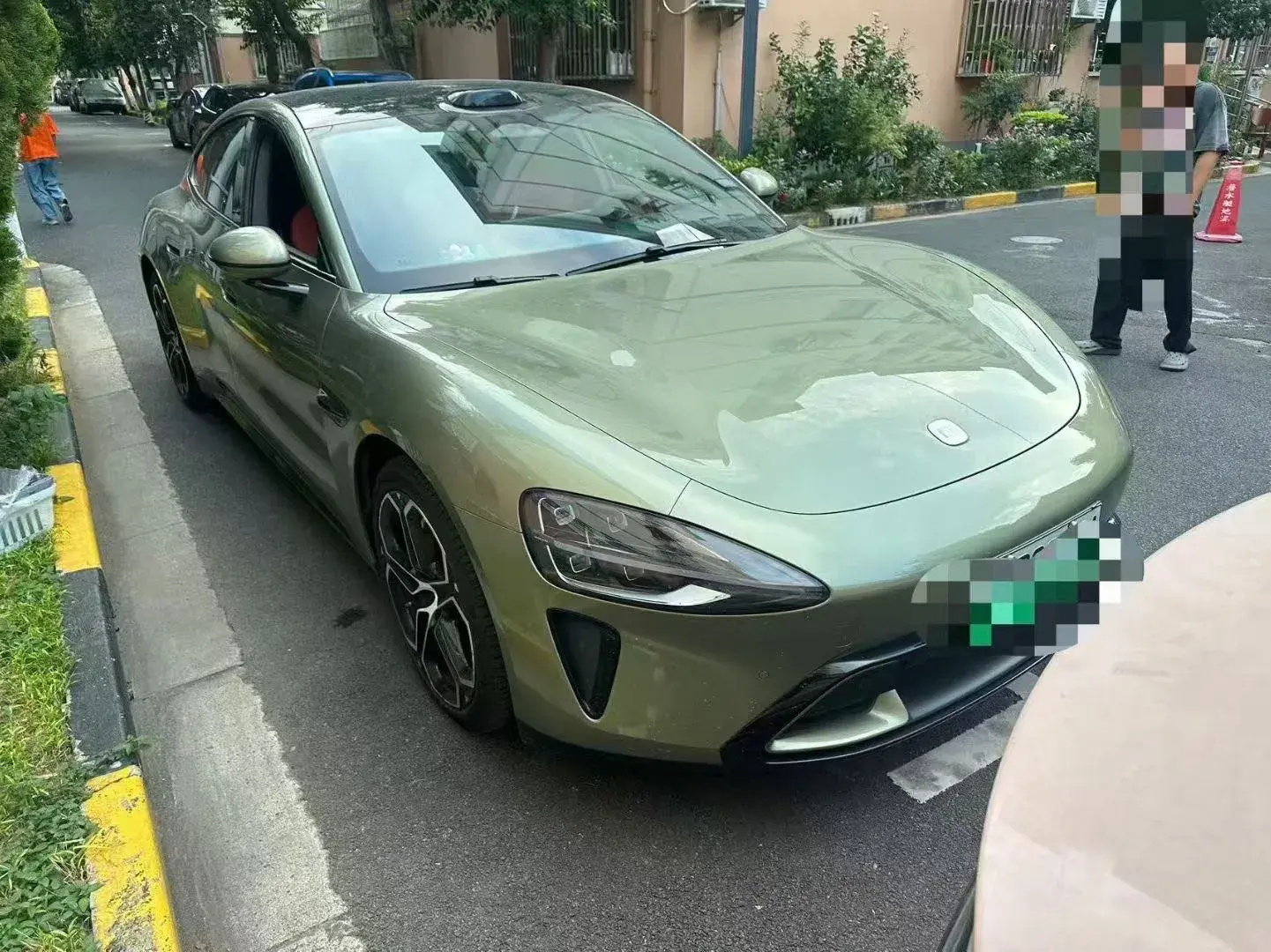 2024 MI SU7 thumbnail 3