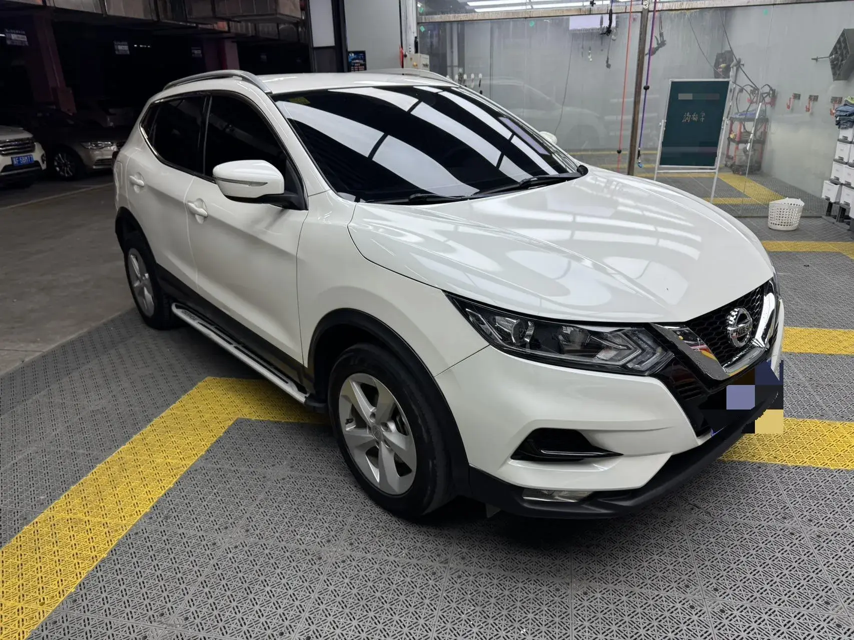 2019 NISSAN QASHQAI thumbnail 3