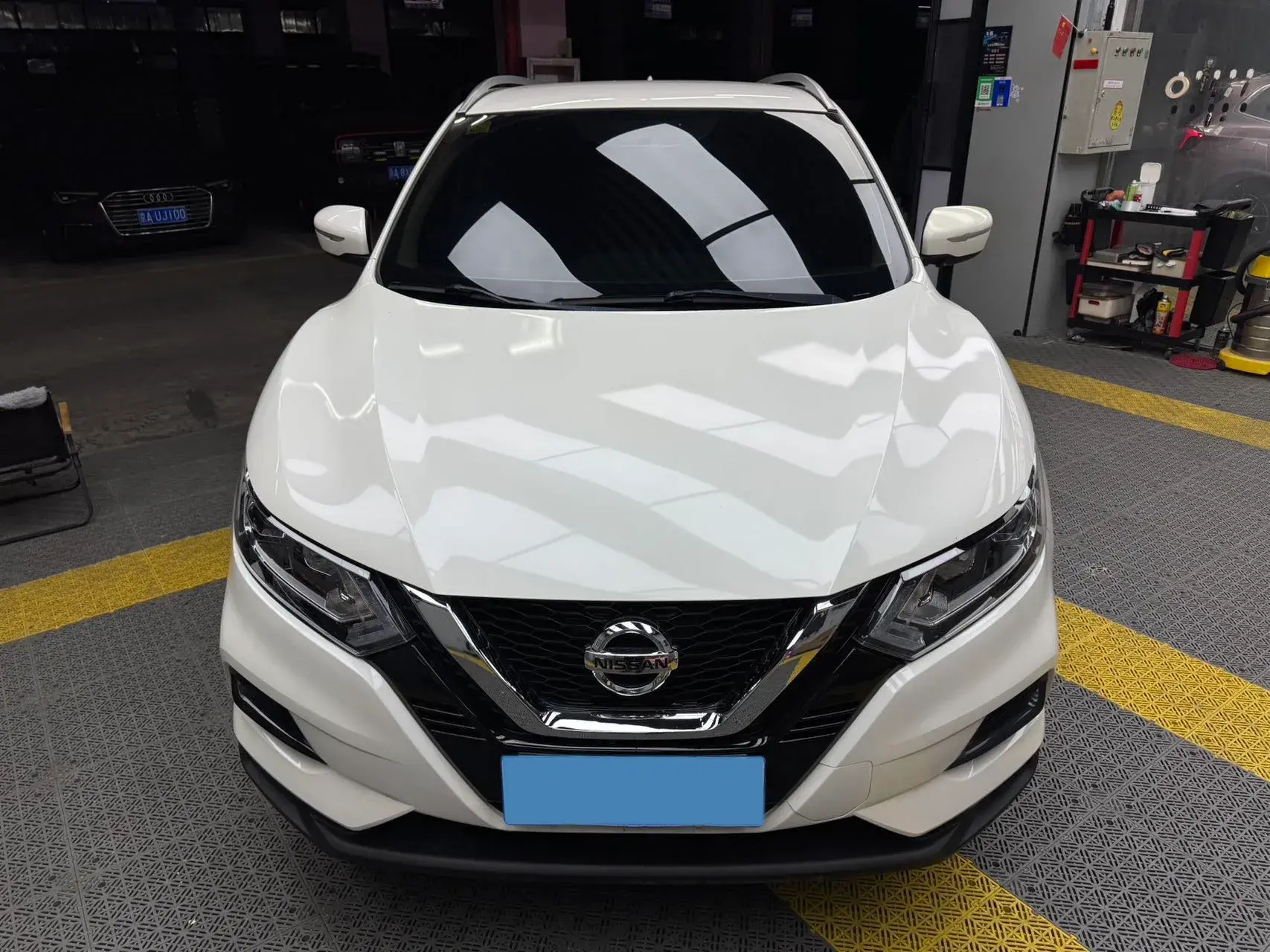 2019 NISSAN QASHQAI thumbnail 2