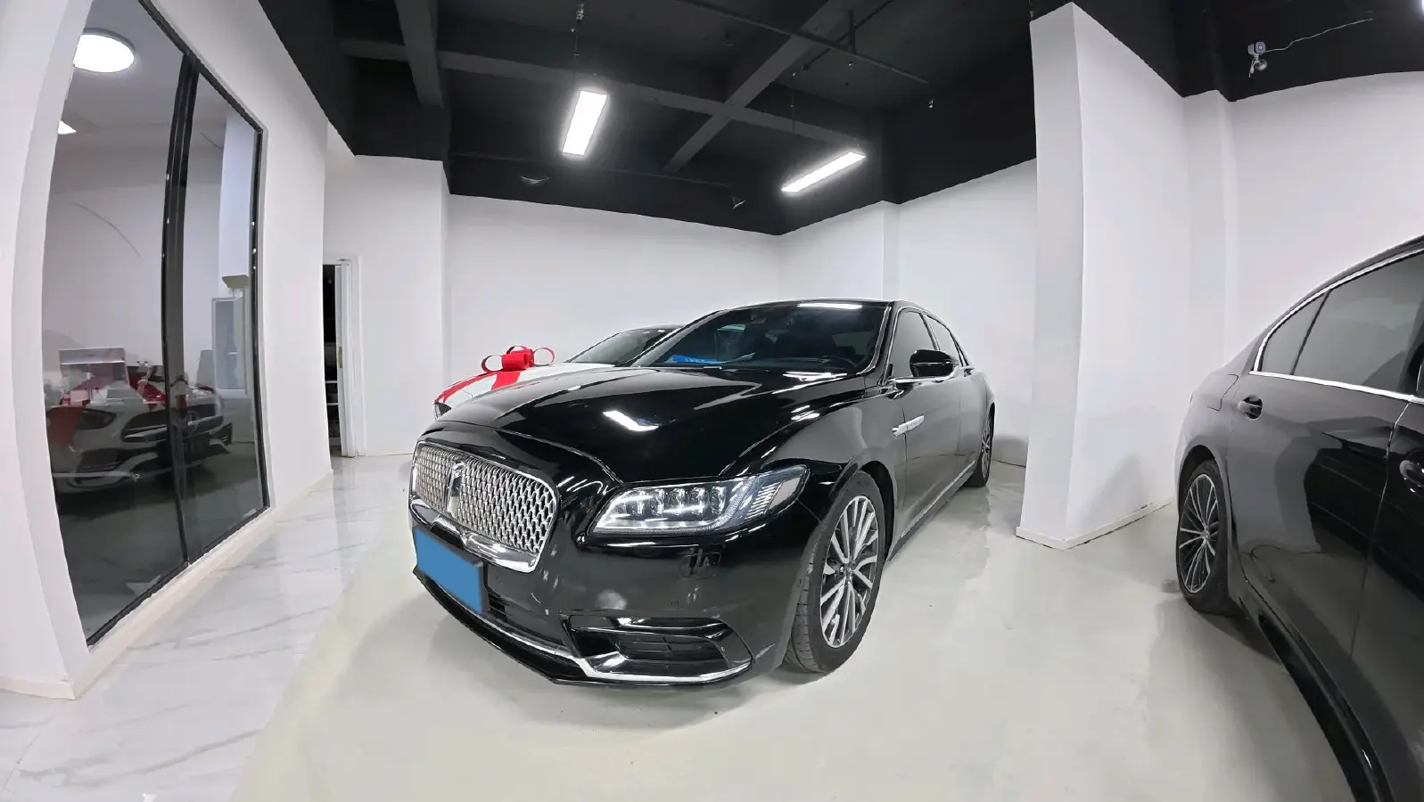 2018 Lincoln Continental 2.0T 261HP L4 6AT